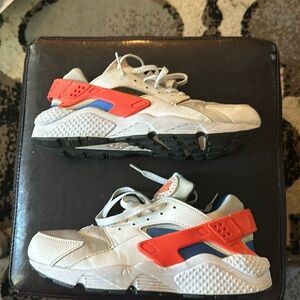 White/Orange/Blue Nike Air Huarache Runner shoes